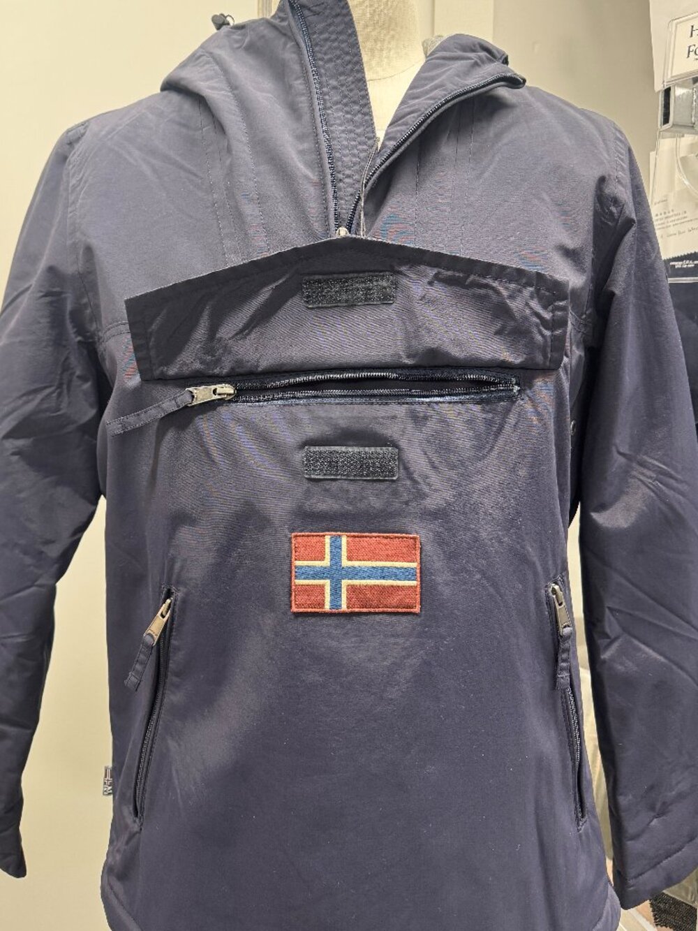 Napapijri Men’s Navy Blue Rainforest Anorak Jacket – Pullover - Picture 11 of 11